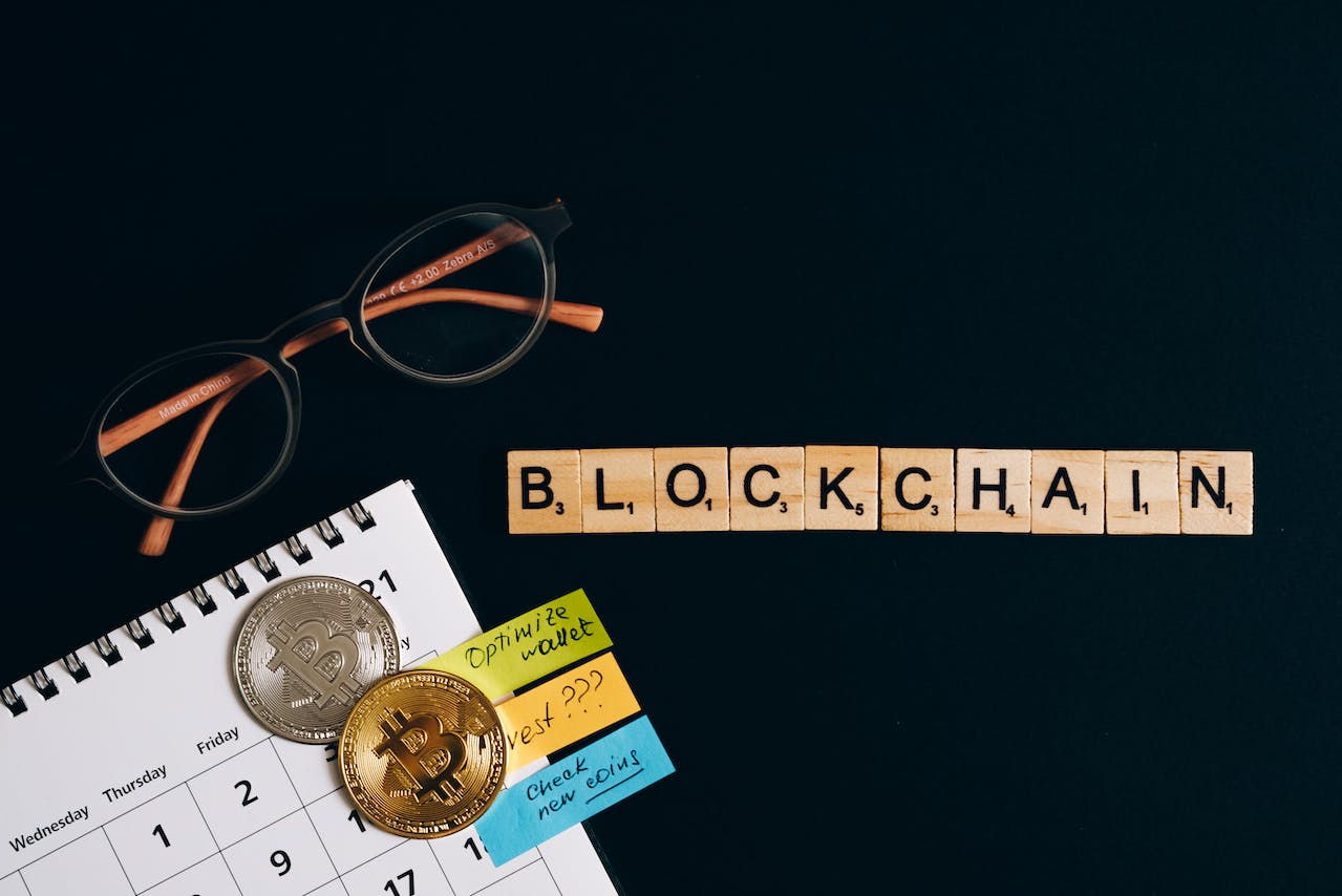 Blockchain Integration in WordPress Development: A concept image showcasing the seamless integration of blockchain technology with WordPress, symbolizing transparency, security, and automation.